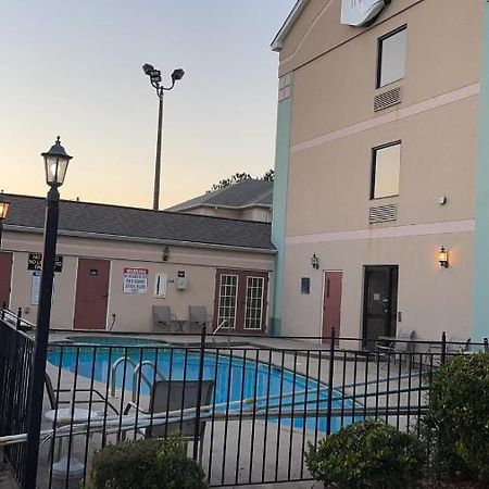 Rodeway Inn 奧古斯塔 外观 照片